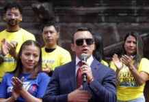 دانييل نوبوا من الإكوادور يؤدي اليمين لولاية كاملة، ويعد بحملة قوية ضد العصابات