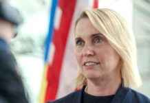 سفير سابق يندد بتغيير السياسة تجاه أوكرانيا تحت حكم ترامب