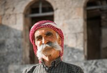 ليفربول ضد وولفرهامبتون: من سيتألق في المواجهة الحاسمة؟