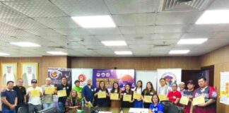 جلسة توعية للعمال الوافدين في قطر