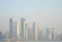 الطقس الحار والرطب والغائم المتوقع اليوم