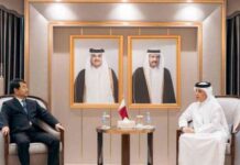 وزير دولة للشؤون الخارجية يلتقي مسؤولا كوريا