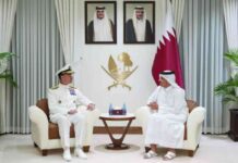 تعاون الدفاع: نقاش بين رئيس الوزراء وقائد القوات الأمريكية