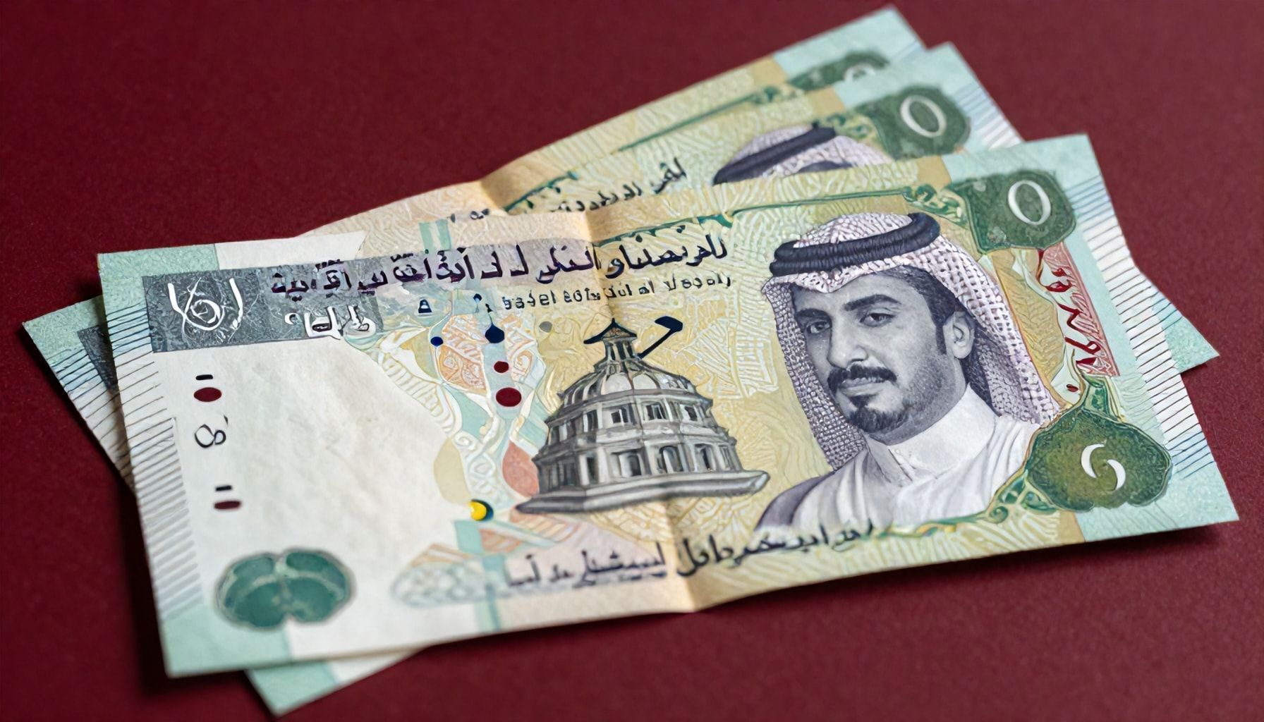 قارن بين الريال القطري والدرهم المغربي: أفضل خيارات الاستثمار 4 الحقيقة عن استقرار الريال القطري: هل هو خيار آمن؟*