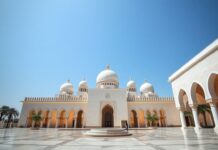 القطر: بين التقاليد الحديثة Qatar: Between Tradition and Modernity